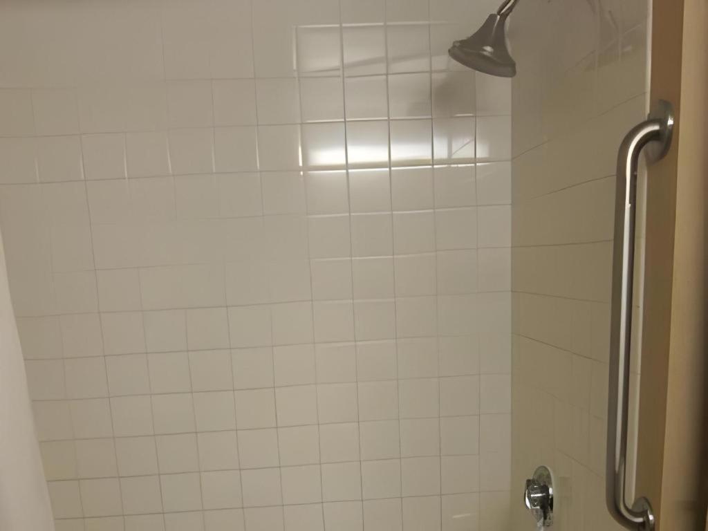 Holiday Inn Express Toronto East - Scarborough By Ihg מראה חיצוני תמונה