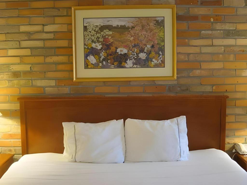 Holiday Inn Express Toronto East - Scarborough By Ihg מראה חיצוני תמונה