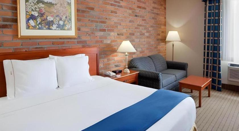 Holiday Inn Express Toronto East - Scarborough By Ihg מראה חיצוני תמונה