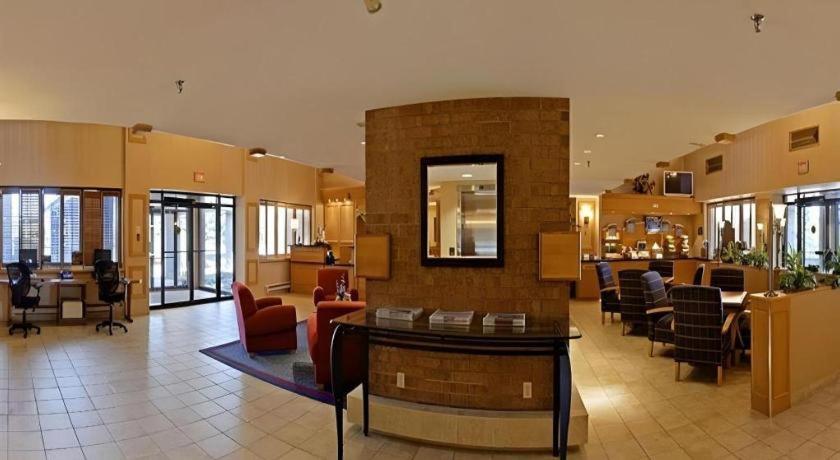 Holiday Inn Express Toronto East - Scarborough By Ihg מראה חיצוני תמונה