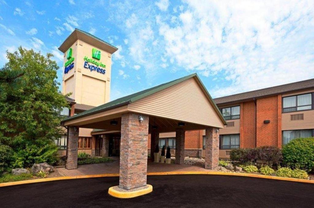 Holiday Inn Express Toronto East - Scarborough By Ihg מראה חיצוני תמונה