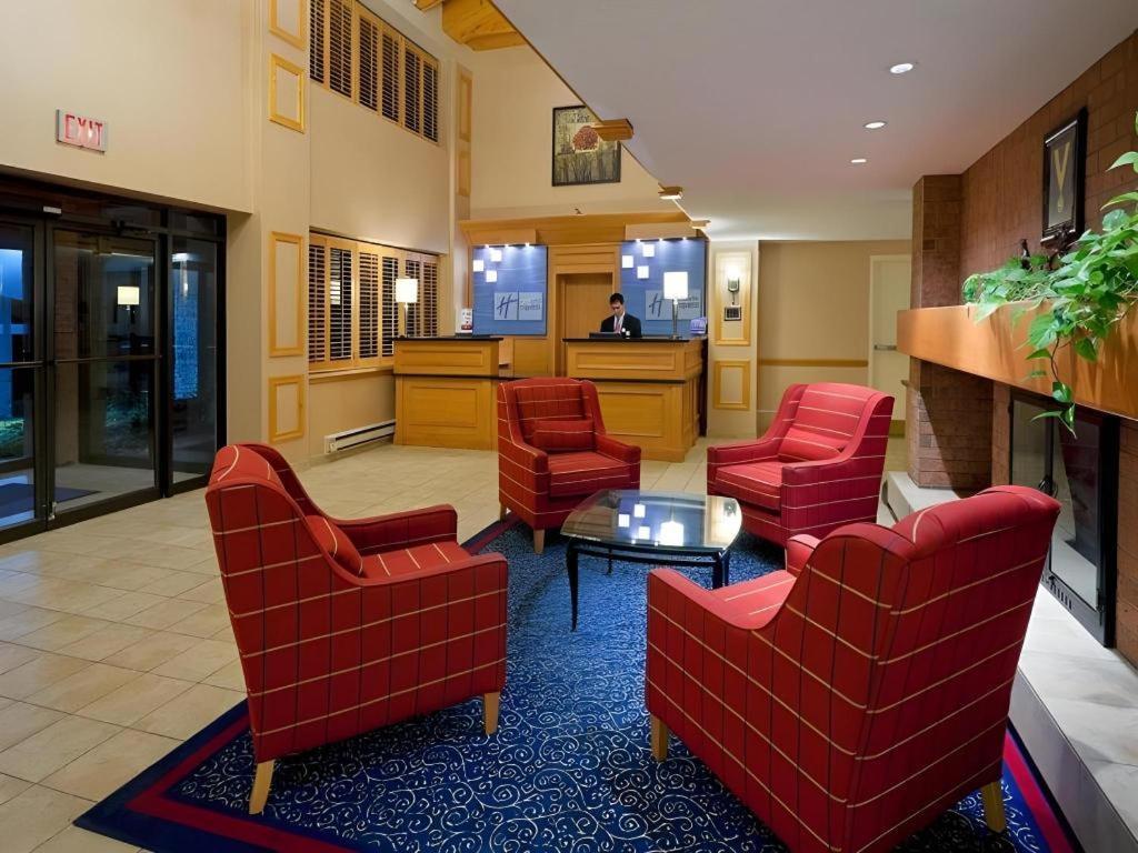 Holiday Inn Express Toronto East - Scarborough By Ihg מראה חיצוני תמונה